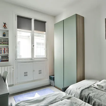 Apartment Spacious & Bright Flat By The Eiffel Tower-paris 7 Paris