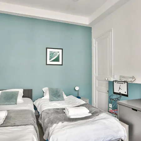 Spacious & Bright Flat By The Eiffel Tower-paris 7 Appartamento *
